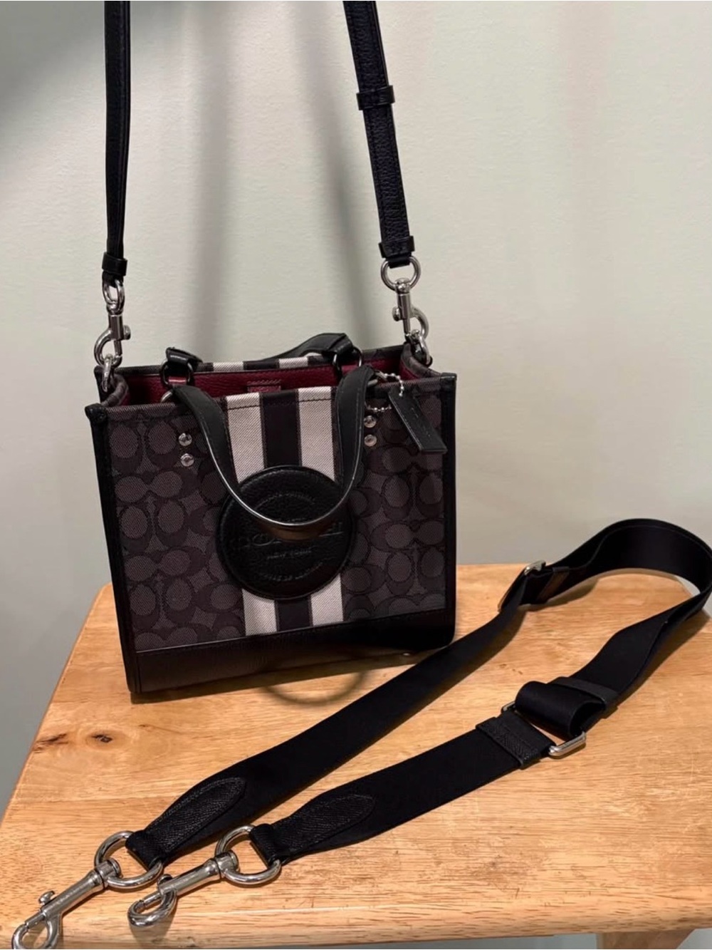 Coach Dempsey Tote 22 - Picture 2 of 8